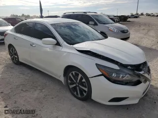 2018 Nissan Altima 2.5 SL with VIN 1N4AL3AP1JC138371, listed as a Copart auction lot 88849415 with 45,758 mi miles and Salvage Title. Bid and sale history available at carsss.com. Image 4.