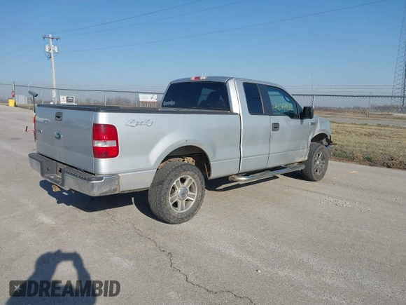 2007 Ford F-150 XLT with VIN 1FTPX14V17FB68694, listed as a IAAI auction lot 41779311 with 160,622 mi miles. Bid and sale history available at carsss.com. Image 4.