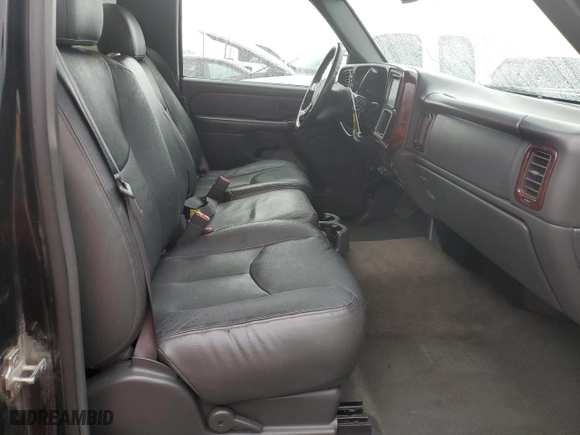 2005 Chevrolet Silverado 1500 Z71 with VIN 1GCEK14T55Z102181, listed as a Copart auction lot 48733425 with 133,768 mi miles and Salvage Title. Bid and sale history available at carsss.com. Image 10.