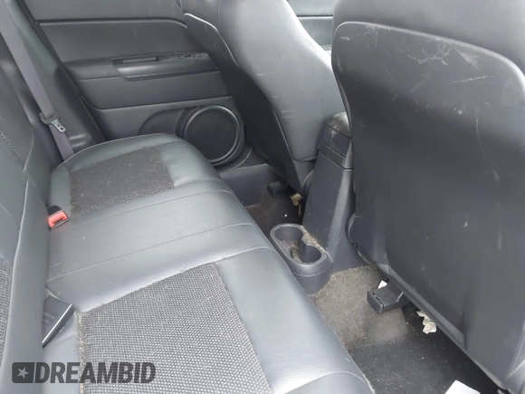 2016 Jeep Compass Sport с VIN 1C4NJDBBXGD692618, выставлен на аукционе IAAI как лот 42241969 с пробегом 106 122 миль миль и . История ставок и продаж доступна на DreamBid. Изображение 8.