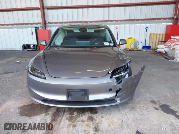 2025 Tesla Model 3 Long Range with VIN 5YJ3E1EB4SF943771, listed as a IAAI auction lot 42330181 with 3,533 mi miles and . Bid and sale history available at DreamBid. Image 11.