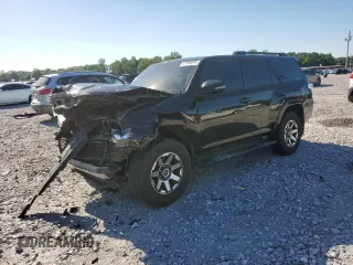 2020 Toyota 4Runner SR5 with VIN JTEBU5JRXL5785668, listed as a Copart auction lot 57950045 with 124,063 mi miles and Salvage title. Bid and sale history available at DreamBid. Image 1.