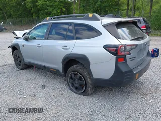 2022 Subaru Outback Wilderness z VIN 4S4BTGUD9N3278645, wystawiony jako IAAI lot #42563050 z przebiegiem 73 908 mil mil oraz . Historia ofert i sprzedaży dostępna na DreamBid. Obrazek 3.