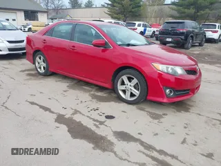 2014 Toyota Camry L with VIN 4T1BF1FK1EU758494, listed as a IAAI auction lot 42127661 with 242,112 mi miles. Bid and sale history available at carsss.com. Image 1.