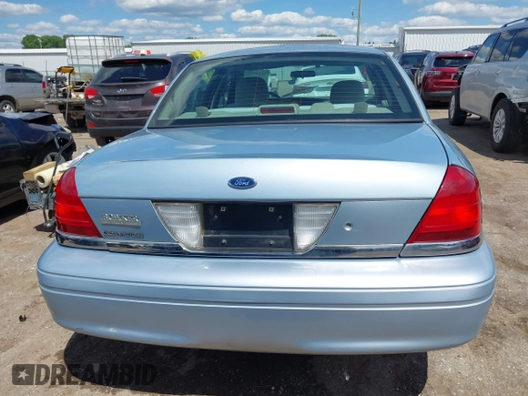 2008 Ford Crown Victoria z VIN 2FAFP73V28X126398, wystawiony jako IAAI lot #42349725 z przebiegiem Nie podano mil oraz . Historia ofert i sprzedaży dostępna na DreamBid. Obrazek 16.
