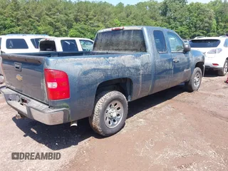 2010 Chevrolet Silverado 1500 LS with VIN 1GCSCREA3AZ229324, listed as a IAAI auction lot 42260455 with 205,303 mi miles and . Bid and sale history available at DreamBid. Image 4.