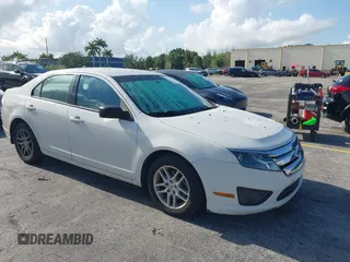 2012 Ford Fusion S with VIN 3FAHP0GA5CR121825, listed as a IAAI auction lot 42203716 with 138,717 mi miles and . Bid and sale history available at carsss.com. Image 1.