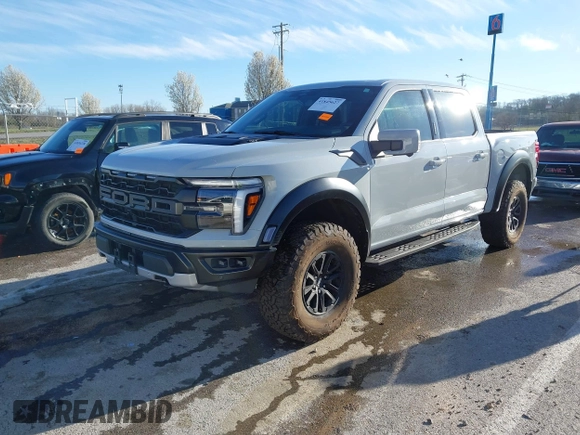 2024 Ford F-150 Raptor with VIN 1FTFW1RG0RFC21543, listed as a IAAI auction lot 41845627 with 11,808 mi miles and . Bid and sale history available at DreamBid. Image 18.
