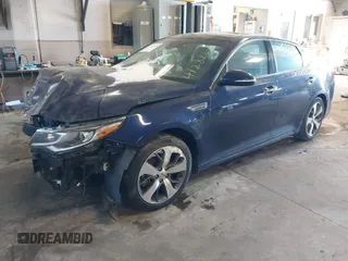 2019 Kia Optima LX with VIN 5XXGT4L3XKG317045, listed as a IAAI auction lot 41282478 with 37,028 mi miles and . Bid and sale history available at carsss.com. Image 2.