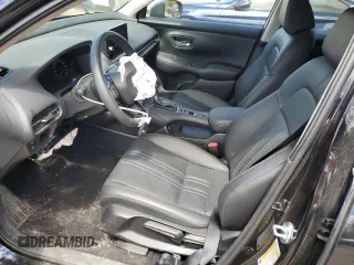 2025 Honda HR-V EX-L z VIN 3CZRZ2H73SM102221, wystawiony jako Copart lot #56303925 z przebiegiem 15 566 mil mil oraz Szkoda całkowita • Salvage title. Historia ofert i sprzedaży dostępna na DreamBid. Obrazek 7.