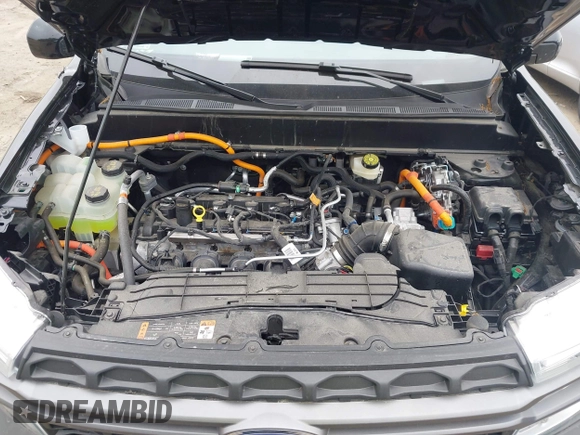 2024 Ford Maverick XLT with VIN 3FTTW8H35RRA77730, listed as a IAAI auction lot 42291064 with 5,783 mi miles and . Bid and sale history available at DreamBid. Image 10.