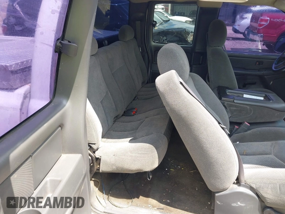 2005 Chevrolet Silverado 1500 z VIN 1GCEC19V25Z284977, wystawiony jako IAAI lot #42361842 z przebiegiem 227 174 mil mil oraz . Historia ofert i sprzedaży dostępna na DreamBid. Obrazek 8.