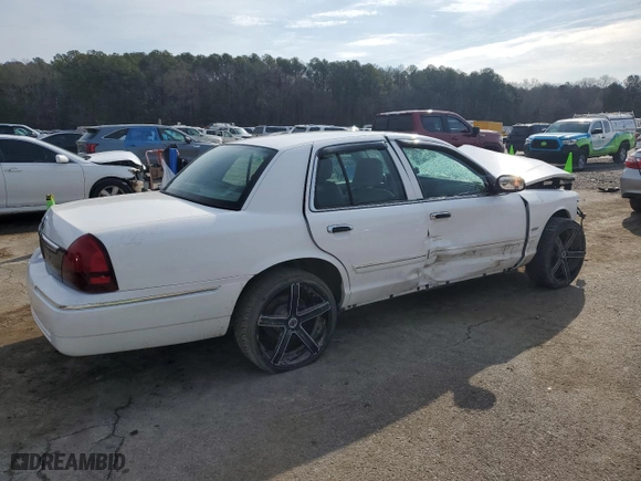 2010 Mercury Grand Marquis LS with VIN 2MEBM7FVXAX612779, listed as a Copart auction lot 47124385 with 0 mi miles and Salvage Title. Bid and sale history available at carsss.com. Image 3.