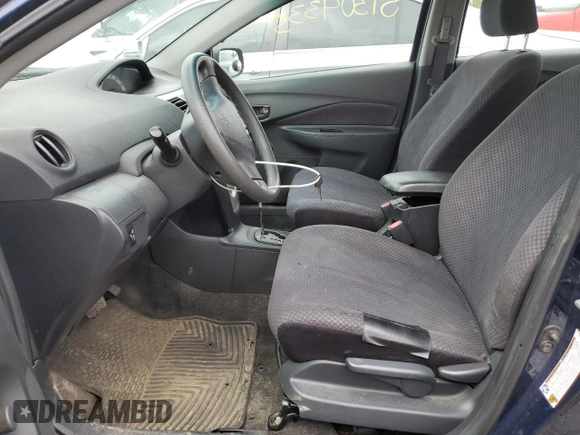 2008 Toyota Yaris with VIN JTDBT923284012795, listed as a Copart auction lot 51304335 with 133,809 mi miles and Salvage Title. Bid and sale history available at carsss.com. Image 7.
