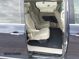 2018 Chrysler Pacifica Touring L Plus with VIN 2C4RC1EGXJR115464, listed as a IAAI auction lot 42013816 with 129,881 mi miles and . Bid and sale history available at DreamBid. Image 8.