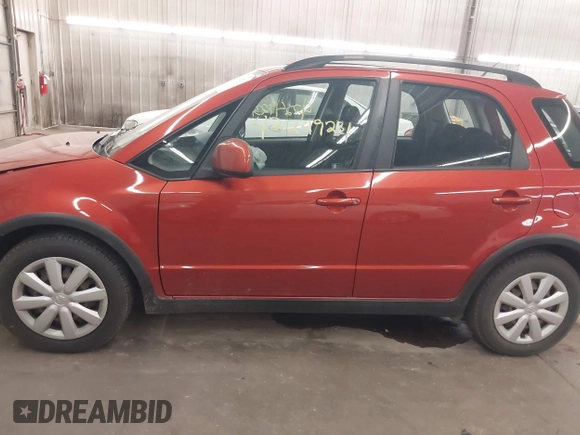 2010 Suzuki SX4 z VIN JS2YB5A33A6310165, wystawiony jako IAAI lot #42249231 z przebiegiem 93 750 mil mil oraz . Historia ofert i sprzedaży dostępna na DreamBid. Obrazek 15.