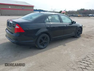 2010 Ford Fusion Hybrid with VIN 3FADP0L35AR168002, listed as a IAAI auction lot 42090134 with 147,831 mi miles. Bid and sale history available at carsss.com. Image 4.
