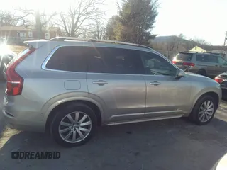 2016 Volvo XC90 T6 Momentum with VIN YV4A22PK7G1034763, listed as a IAAI auction lot 41590080 with 132,508 mi miles. Bid and sale history available at carsss.com. Image 13.