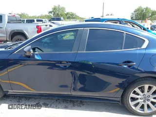 2019 Mazda 3 Preferred with VIN 3MZBPADL3KM110892, listed as a IAAI auction lot 42236763 with 52,222 mi miles and . Bid and sale history available at DreamBid. Image 14.