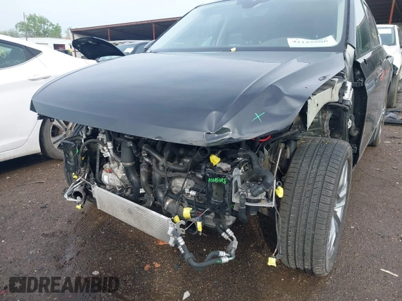 2020 Volkswagen Tiguan SE with VIN 3VV2B7AX8LM177213, listed as a IAAI auction lot 42125606 with 34,578 mi miles and . Bid and sale history available at DreamBid. Image 6.