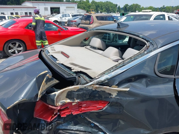 2016 Kia Optima LX with VIN KNAGT4L37G5069524, listed as a IAAI auction lot 42630982 with Not provided miles and . Bid and sale history available at DreamBid. Image 6.