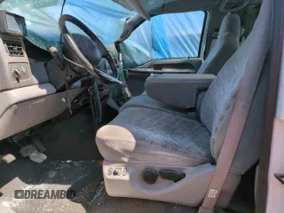 2000 Ford F-250 XL z VIN 1FTNW21F0YEA44694, wystawiony jako Copart lot #80675584 z przebiegiem 219 270 mil mil oraz Szkoda całkowita • Salvage title. Historia ofert i sprzedaży dostępna na DreamBid. Obrazek 7.