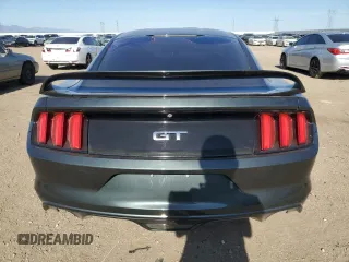 2015 Ford Mustang GT z VIN 1FA6P8CF2F5355774, wystawiony jako Copart lot #54359735 z przebiegiem 85 410 mil mil oraz Szkody całkowita. Historia ofert i sprzedaży dostępna na DreamBid. Obrazek 6.
