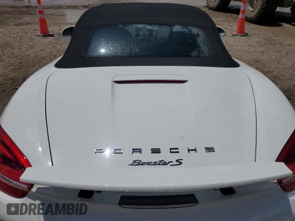 2013 Porsche Boxster S with VIN WP0CB2A8XDS132300, listed as a Copart auction lot 68223864 with 33,763 mi miles and Non Repairable. Bid and sale history available at carsss.com. Image 10.