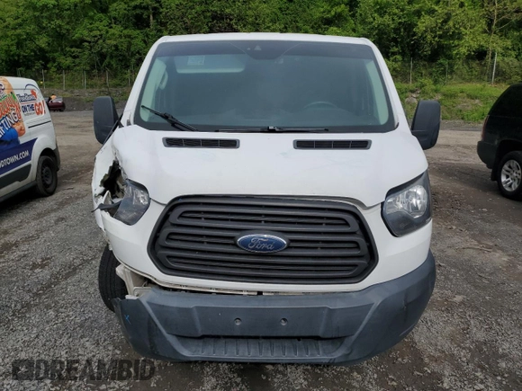 2017 Ford Transit z VIN 1FTYR2YM2HKB51983, wystawiony jako Copart lot #56053945 z przebiegiem 143 786 mil mil oraz Szkoda całkowita • Salvage title. Historia ofert i sprzedaży dostępna na DreamBid. Obrazek 5.