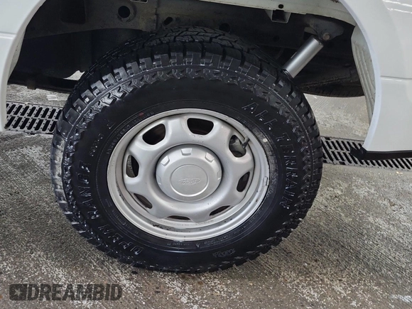 2016 Ford F-150 XL with VIN 1FTMF1E87GFB29378, listed as a IAAI auction lot 42619547 with 153,249 mi miles and . Bid and sale history available at DreamBid. Image 8.