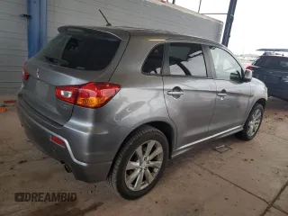 2012 Mitsubishi Outlander SE with VIN JA4AR4AU4CZ009281, listed as a Copart auction lot 51175805 with 161,276 mi miles and Salvage title. Bid and sale history available at DreamBid. Image 3.