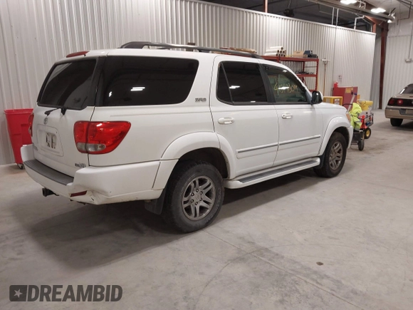 2007 Toyota Sequoia SR5 with VIN 5TDZT34A57S297566, listed as a IAAI auction lot 41549309 with 230,224 mi miles and . Bid and sale history available at DreamBid. Image 4.