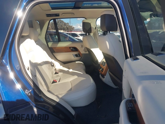 2020 Land Rover Range Rover P525 HSE with VIN SALGS2SE3LA572037, listed as a IAAI auction lot 41722629 with 35,710 mi miles and . Bid and sale history available at DreamBid. Image 8.