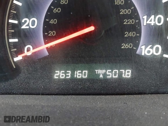 2005 Honda Odyssey LX with VIN 5FNRL38235B121653, listed as a IAAI auction lot 41704670 with 263,160 mi miles. Bid and sale history available at carsss.com. Image 7.