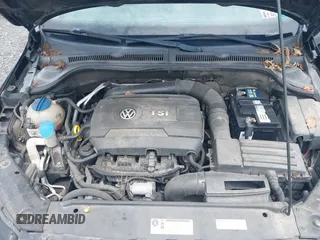2014 Volkswagen Jetta SE with VIN 3VWD17AJ2EM428149, listed as a IAAI auction lot 42684150 with 206,924 mi miles and . Bid and sale history available at DreamBid. Image 10.