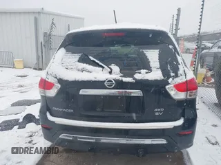 2015 Nissan Pathfinder Platinum with VIN 5N1AR2MM2FC639602, listed as a IAAI auction lot 41294747 with 119,925 mi miles and . Bid and sale history available at DreamBid. Image 16.