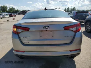2012 Kia Optima SX z VIN 5XXGR4A64CG023279, wystawiony jako Copart lot #61482775 z przebiegiem 213 282 mil mil oraz Czysty tytuł • Clean title. Historia ofert i sprzedaży dostępna na DreamBid. Obrazek 6.