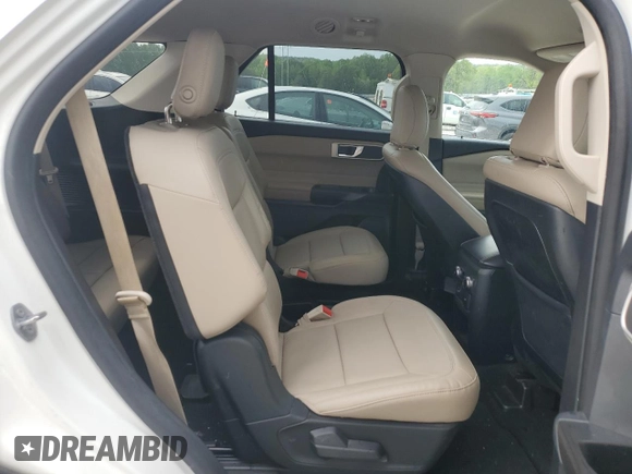 2020 Ford Explorer XLT z VIN 1FMSK7DH1LGB80124, wystawiony jako Copart lot #53377115 z przebiegiem 107 779 mil mil oraz Szkoda całkowita • Salvage title. Historia ofert i sprzedaży dostępna na DreamBid. Obrazek 11.