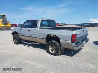 1998 Dodge Ram 1500 with VIN 3B7HF13Z2WG139147, listed as a IAAI auction lot 41874837 with 206,292 mi miles. Bid and sale history available at carsss.com. Image 3.