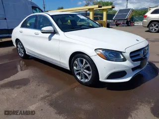 2017 Mercedes-Benz C-Class C 300 with VIN 55SWF4JB7HU181691, listed as a IAAI auction lot 41548607 with 72,613 mi miles. Bid and sale history available at carsss.com. Image 1.