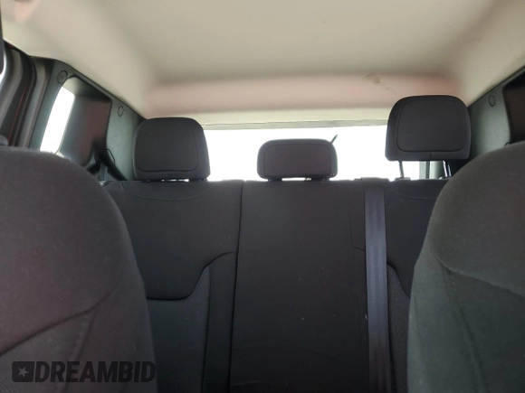 2021 Jeep Renegade Sport z VIN ZACNJDAB6MPM31904, wystawiony jako Copart lot #57139845 z przebiegiem 59 286 mil mil oraz Szkoda całkowita • Salvage title. Historia ofert i sprzedaży dostępna na DreamBid. Obrazek 10.