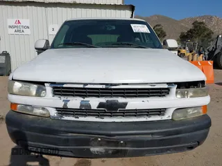 2006 Chevrolet Tahoe LS with VIN 1GNEC13V26R150827, listed as a IAAI auction lot 42271487 with 238,402 mi miles and . Bid and sale history available at DreamBid. Image 6.