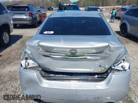 2014 Nissan Altima SL with VIN 1N4AL3AP7EN373903, listed as a IAAI auction lot 41877079 with 211,894 mi miles and . Bid and sale history available at DreamBid. Image 17.