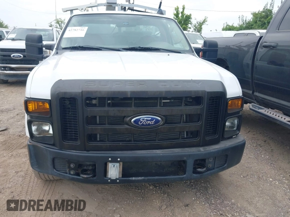 2008 Ford F-350 с VIN 1FDSF30568EC32777, выставлен на аукционе IAAI как лот 42782716 с пробегом 90 685 миль миль и . История ставок и продаж доступна на DreamBid. Изображение 6.