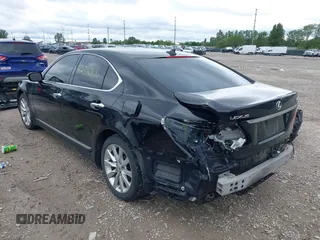 2010 Lexus LS 460 with VIN JTHCL5EF5A5007415, listed as a IAAI auction lot 42340106 with 202,318 mi miles and . Bid and sale history available at DreamBid. Image 3.