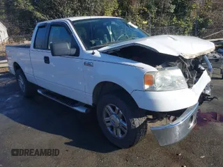 2007 Ford F-150 XLT with VIN 1FTPX14V17NA87765, listed as a IAAI auction lot 41522308 with 207,548 mi miles. Bid and sale history available at carsss.com. Image 1.
