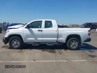 2017 Toyota Tundra SR с VIN 5TFUM5F16HX074447, выставлен на аукционе IAAI как лот 42359101 с пробегом 117 085 миль миль и . История ставок и продаж доступна на DreamBid. Изображение 14.