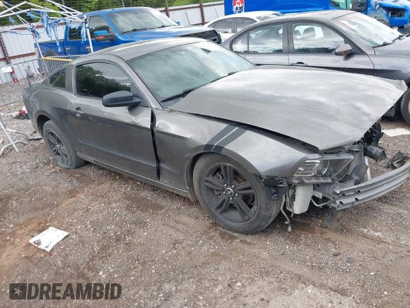 2014 Ford Mustang V6 с VIN 1ZVBP8AM7E5287185, выставлен на аукционе IAAI как лот 42187534 с пробегом 165 355 миль миль и . История ставок и продаж доступна на DreamBid. Изображение 1.
