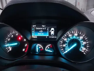2014 Ford Escape SE с VIN 1FMCU9G9XEUD37491, выставлен на аукционе IAAI как лот 42000637 с пробегом 141 580 миль миль и . История ставок и продаж доступна на DreamBid. Изображение 7.