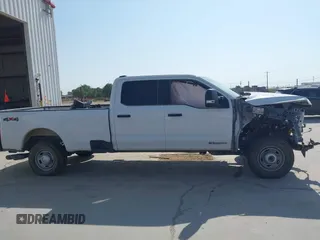 2024 Ford F-250 XL with VIN 1FT7W2BT2REE29043, listed as a IAAI auction lot 42307279 with 7,339 mi miles and . Bid and sale history available at DreamBid. Image 13.